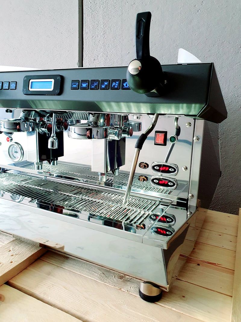 De Lux RS│2G - für ca. € 142,- pro Monat bequem leasen oder finanzieren